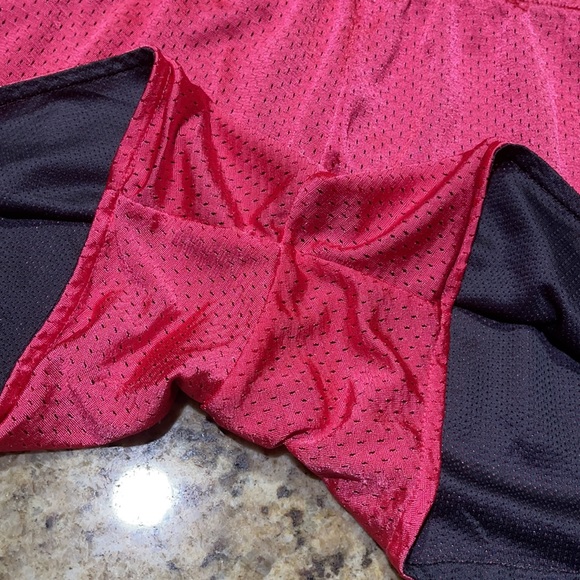 Nike shorts - Picture 3 of 5